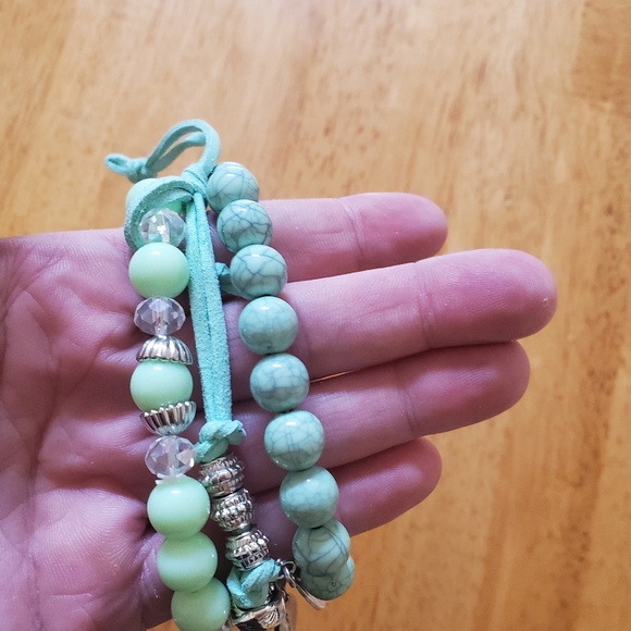GREEN BEADED BRACELETS - Picture 4 of 4